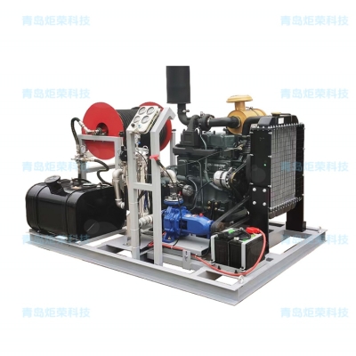 工業(yè)清洗中使用超高壓水射流清洗機的優(yōu)勢